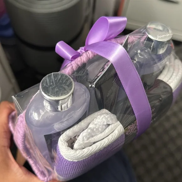NWT Lovery Bath Gift Basket